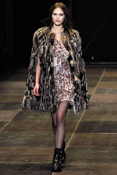 Look 31